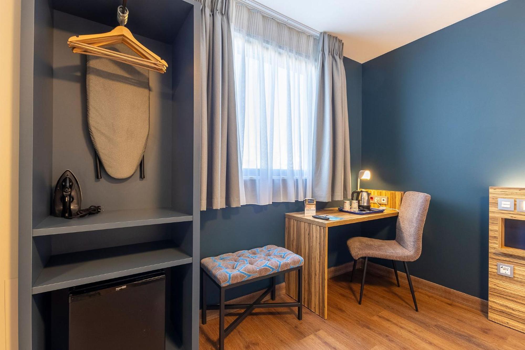 Travelodge Barcelona Poblenou Esterno foto