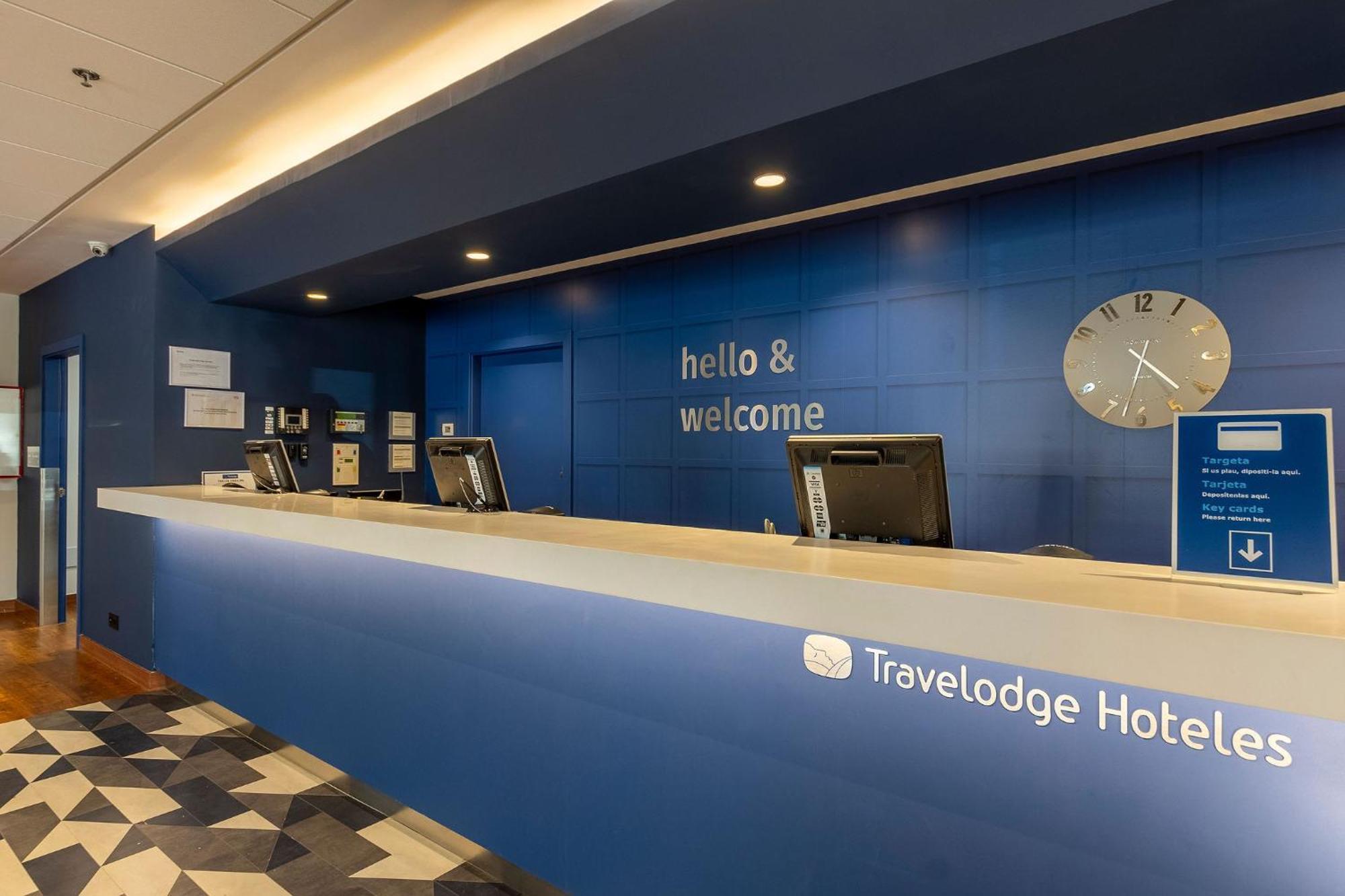 Travelodge Barcelona Poblenou Esterno foto
