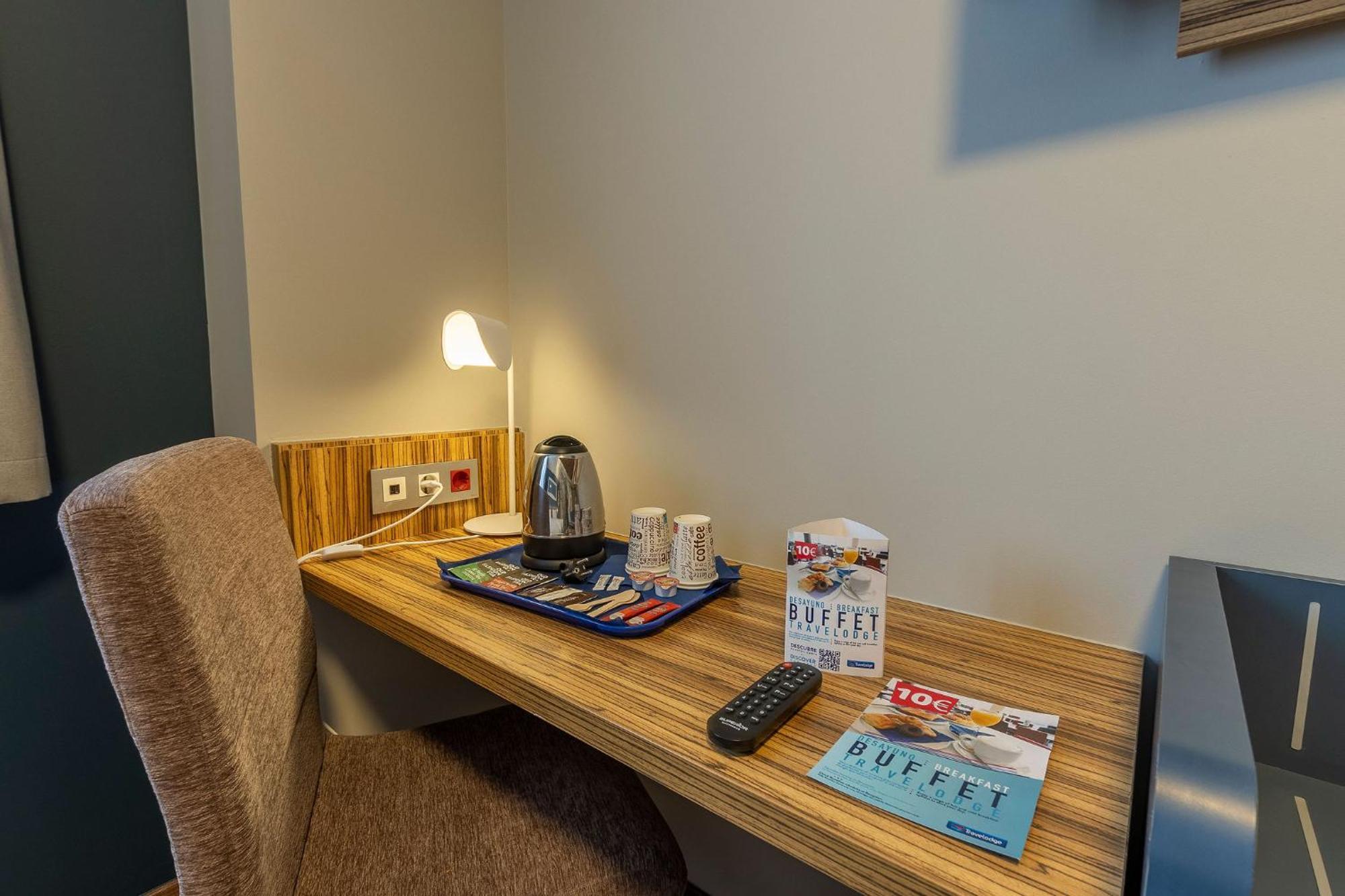 Travelodge Barcelona Poblenou Esterno foto